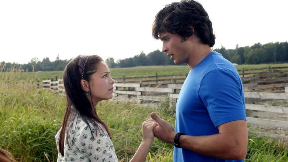 Kristin Kreuk as Lana Lang and Tom Welling as Clark Kent on Smallville