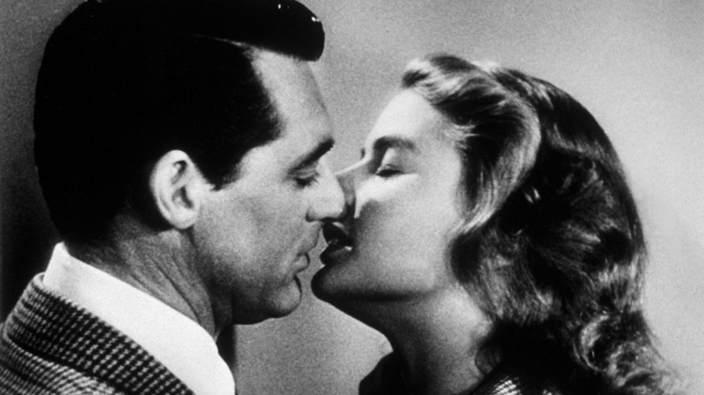 Cary Grant and Ingrid Bergman kissing