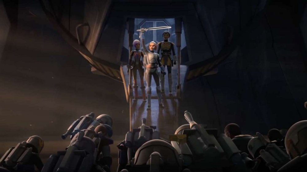 Bo-Katan holding the Darksaber