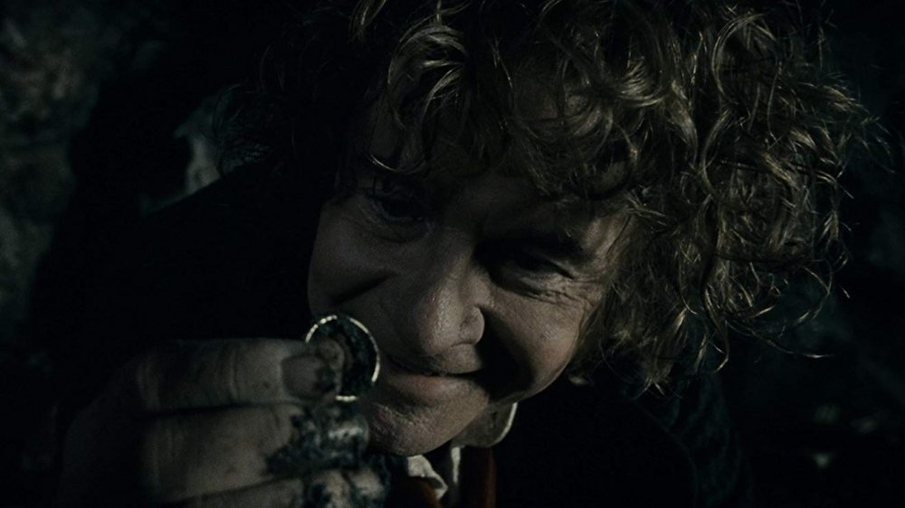 Bilbo finds the ring in the mud