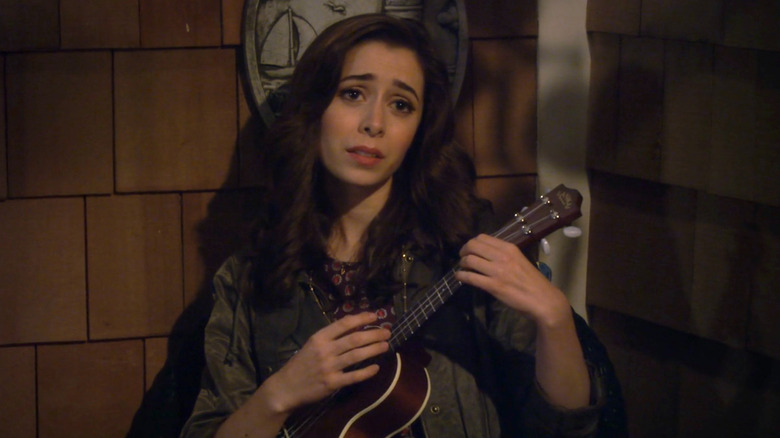 Cristin Milioti holding a ukulele