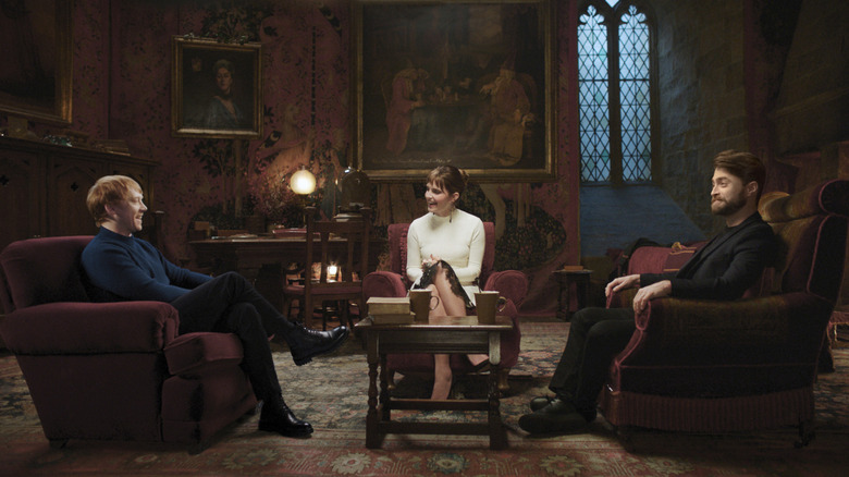 Daniel Radcliffe, Emma Watson, and Rupert Grint on Hogwarts set 