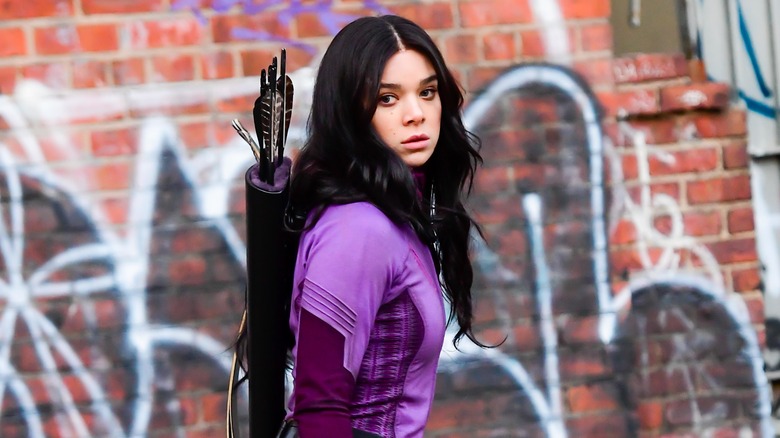 Hailee Steinfeld on Hawkeye set