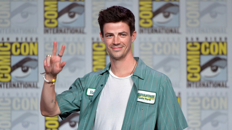 The Hunger Games: The Flash's Grant Gustin Almost Played This Fan ...