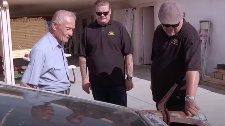 Corey and Rick check out a '68 Mustang on Pawn Stars