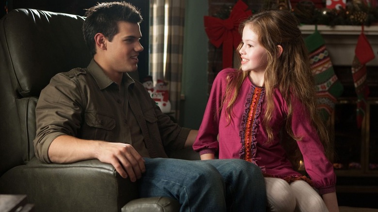 Jacob and Renesmee sitting together