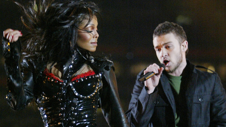 Janet Jackson performing with Justin Timberlake