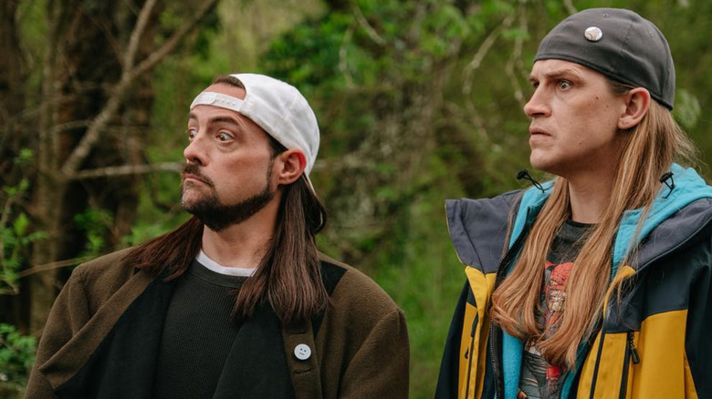 Jay and Silent Bob looking on