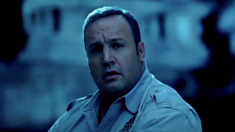 Kevin James acting in Zookeeper