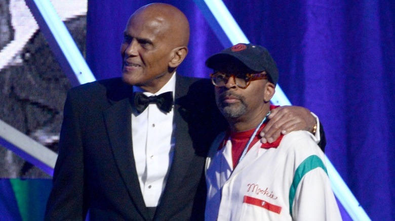 Harry Belafonte/Spike Lee at awards ceremony