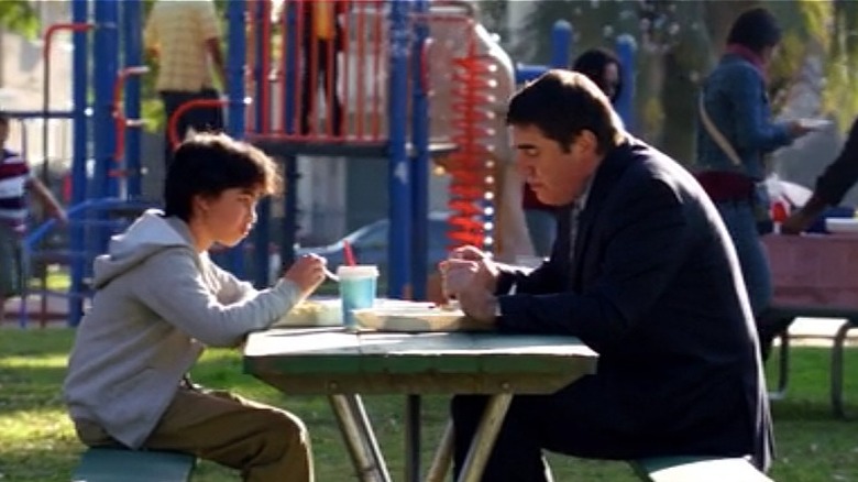 Alfred Molina sharing a meal with Quinton Lopez