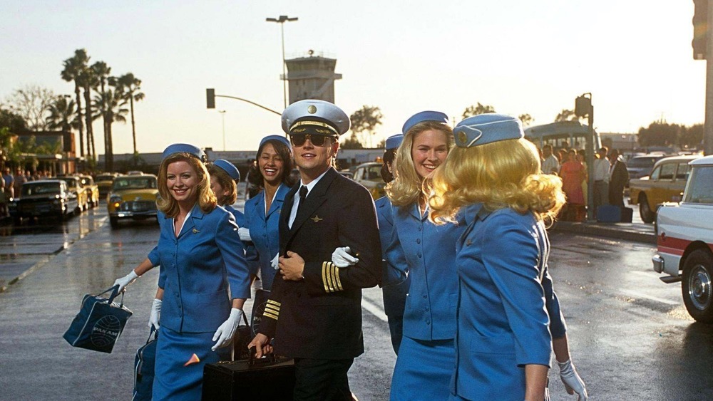 Leonardo DiCaprio Catch Me If You Can pilot with flight attendants