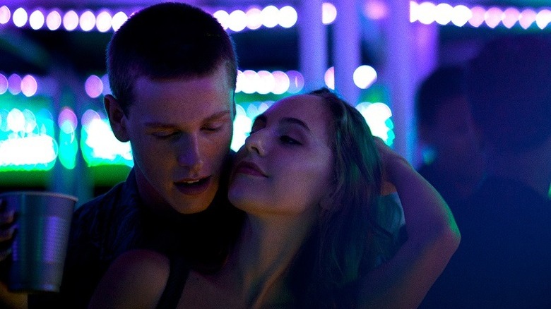 Harris Dickinson as Frankie and Madeline Weinstein as Simone in Beach Rats