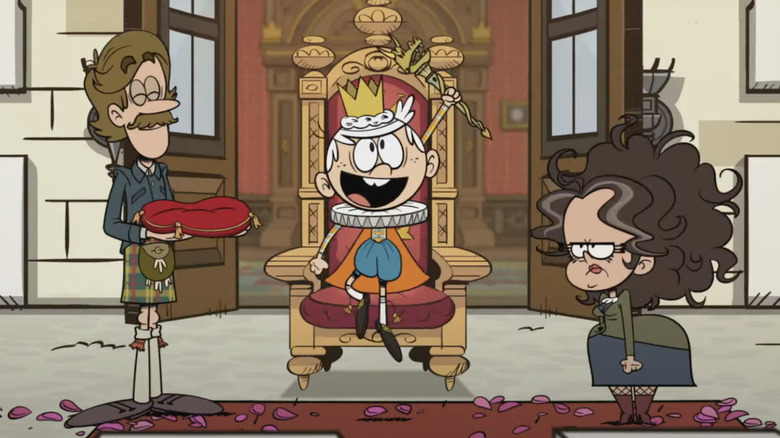 Lincoln Loud wearing a crown in The Loud House Movie