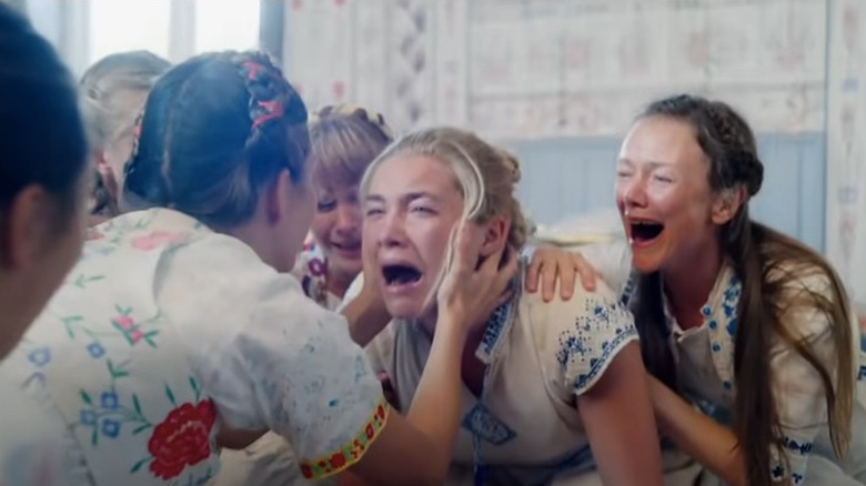 Florence Pugh scream-crying Midsommar