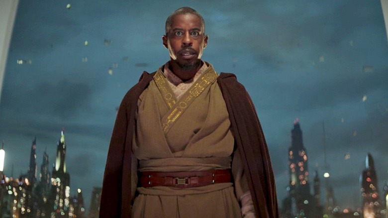 Kelleran Beq wearing brown Jedi robes