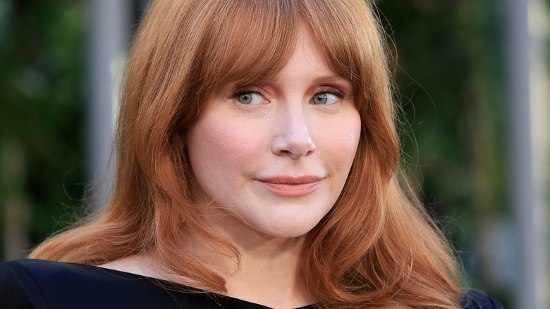 Bryce Dallas Howard posing for photo