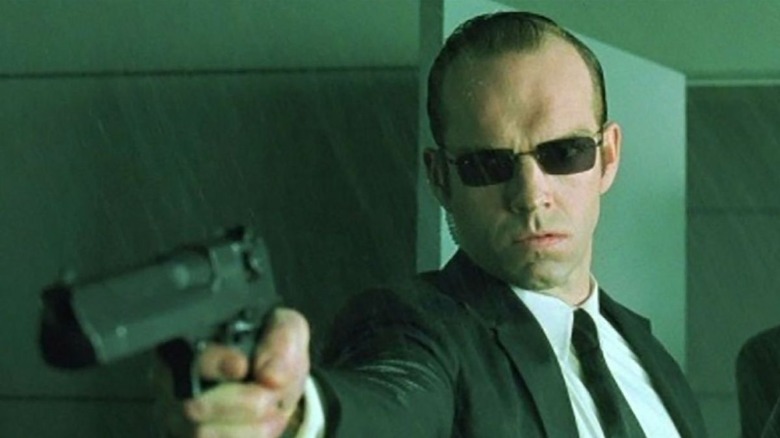 Hugo Weaving Agent Smith sprinklers gun