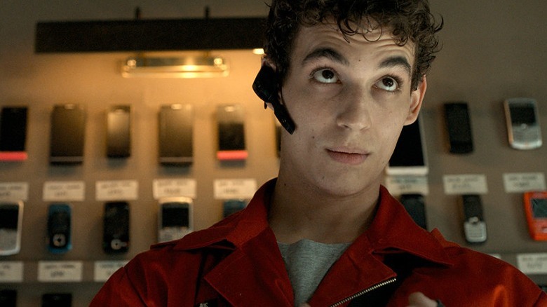 Rio from Money Heist on the computer