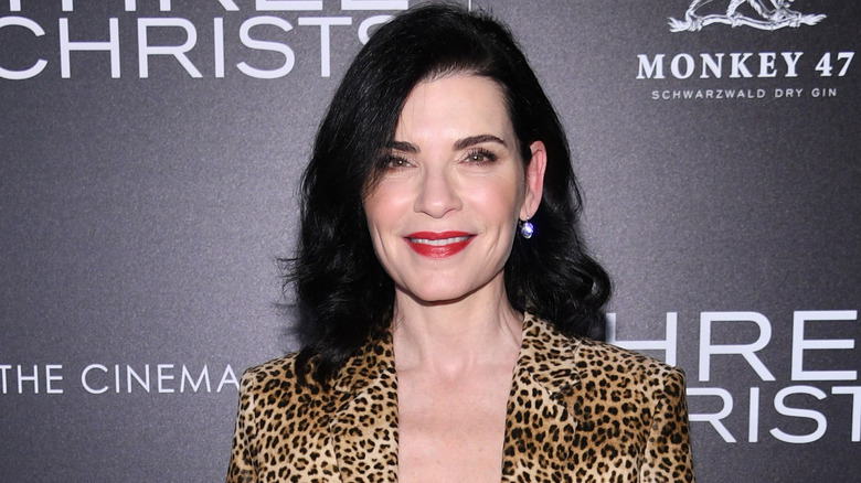 Julianna Margulies red carpet