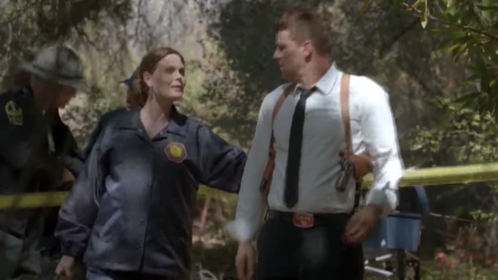 Pregnant Emily Deschanel and David Boreanaz on Bones