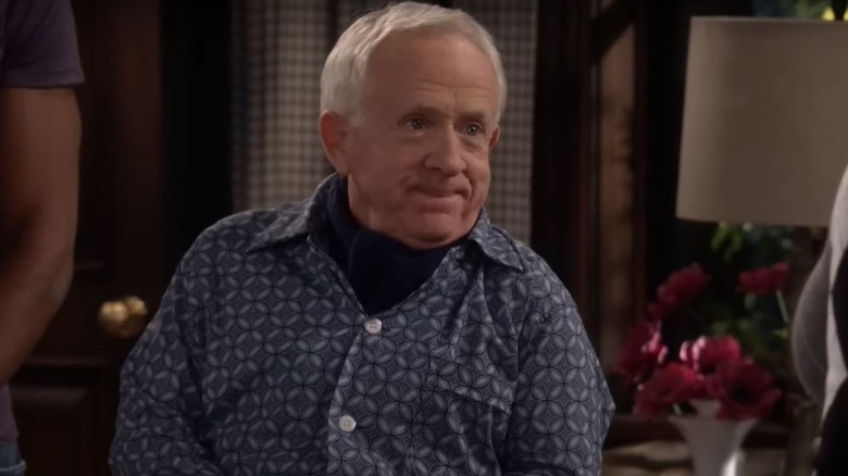 Leslie Jordan smirking