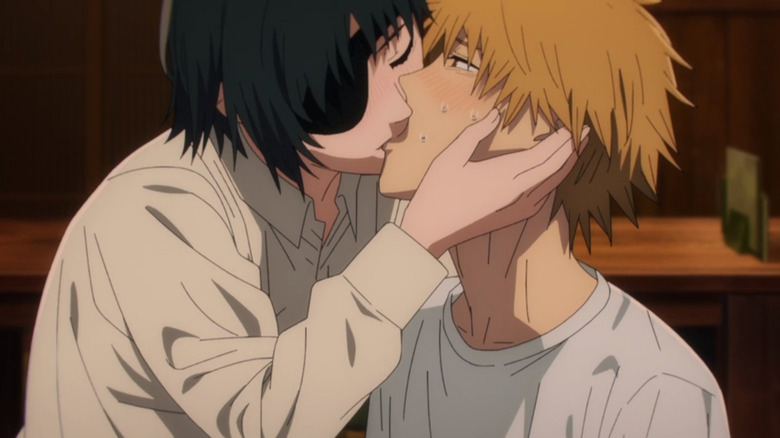 Himeno kisses Denji