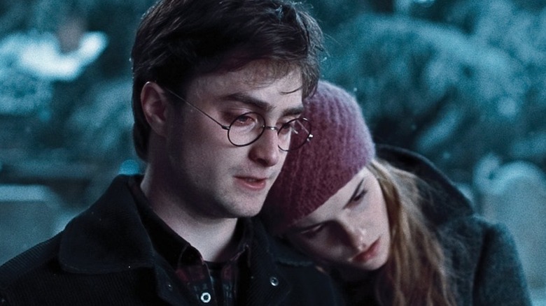 Harry and Hermione crying together Harry Potter