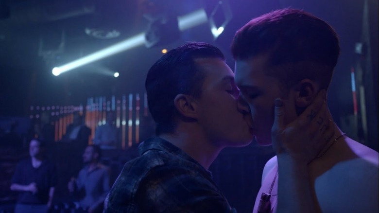 Noel Fisher and Cameron Monaghan kissing