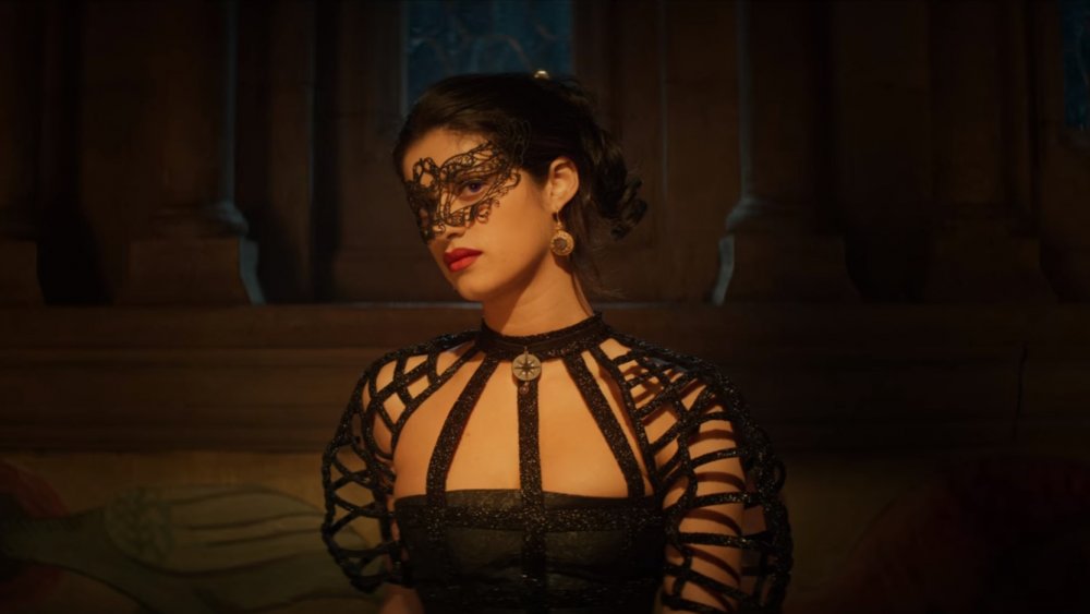 Yennefer in a mask