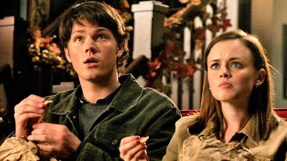 Jared Padalecki as Dean Forester and Alexis Bledel as Rory Gilmore on Gilmore Girls