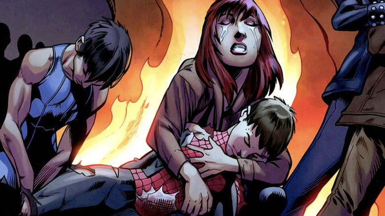 Mary Jane holds a dead Spider-Man