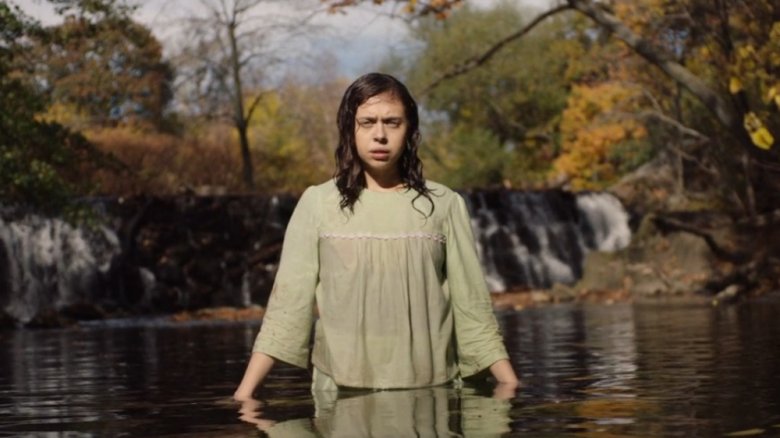 Bel Powley in Wildling