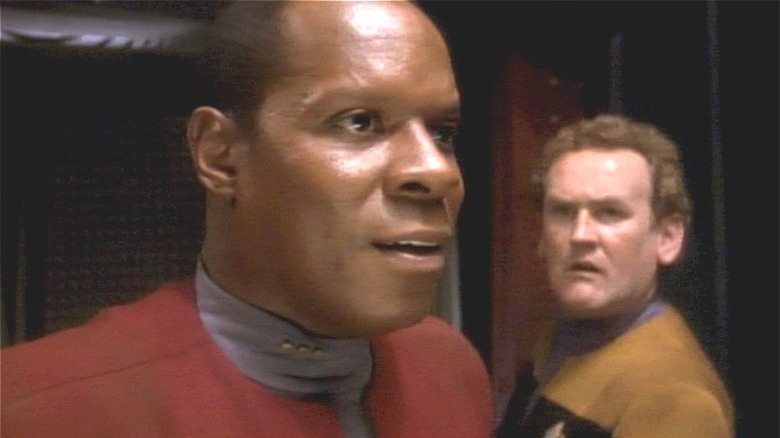 Sisko and O'Brien trapped