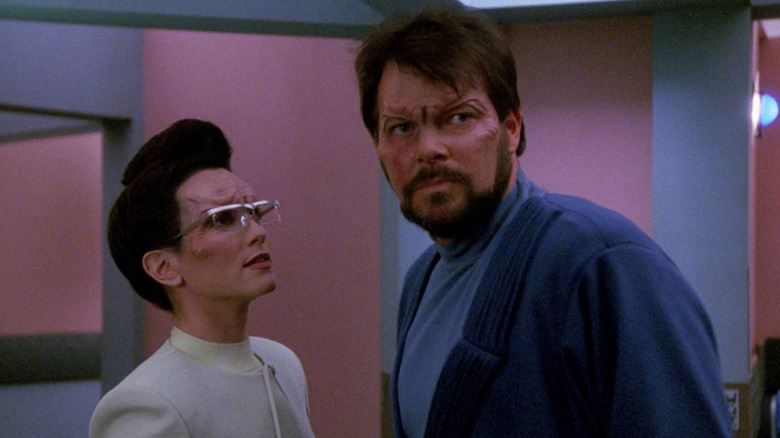 Riker and alien plot escape