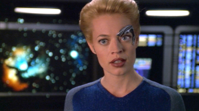 Seven of Nine in Astrometrics