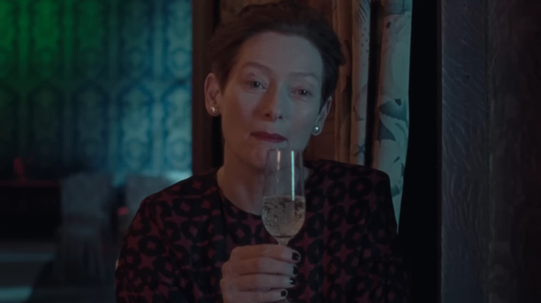 Tilda Swinton toasting