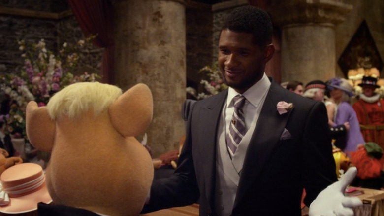 Usher ushering the Muppets
