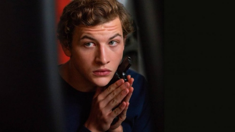 Tye Sheridan as Bart in The Night Clerk