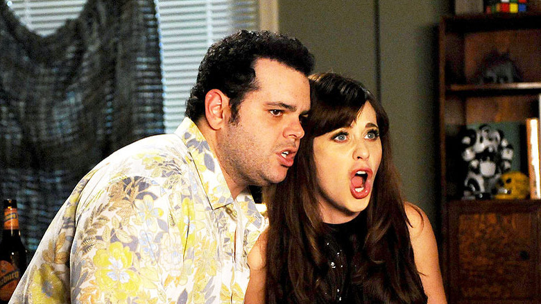 Bearclaw and Jess sing in New Girl