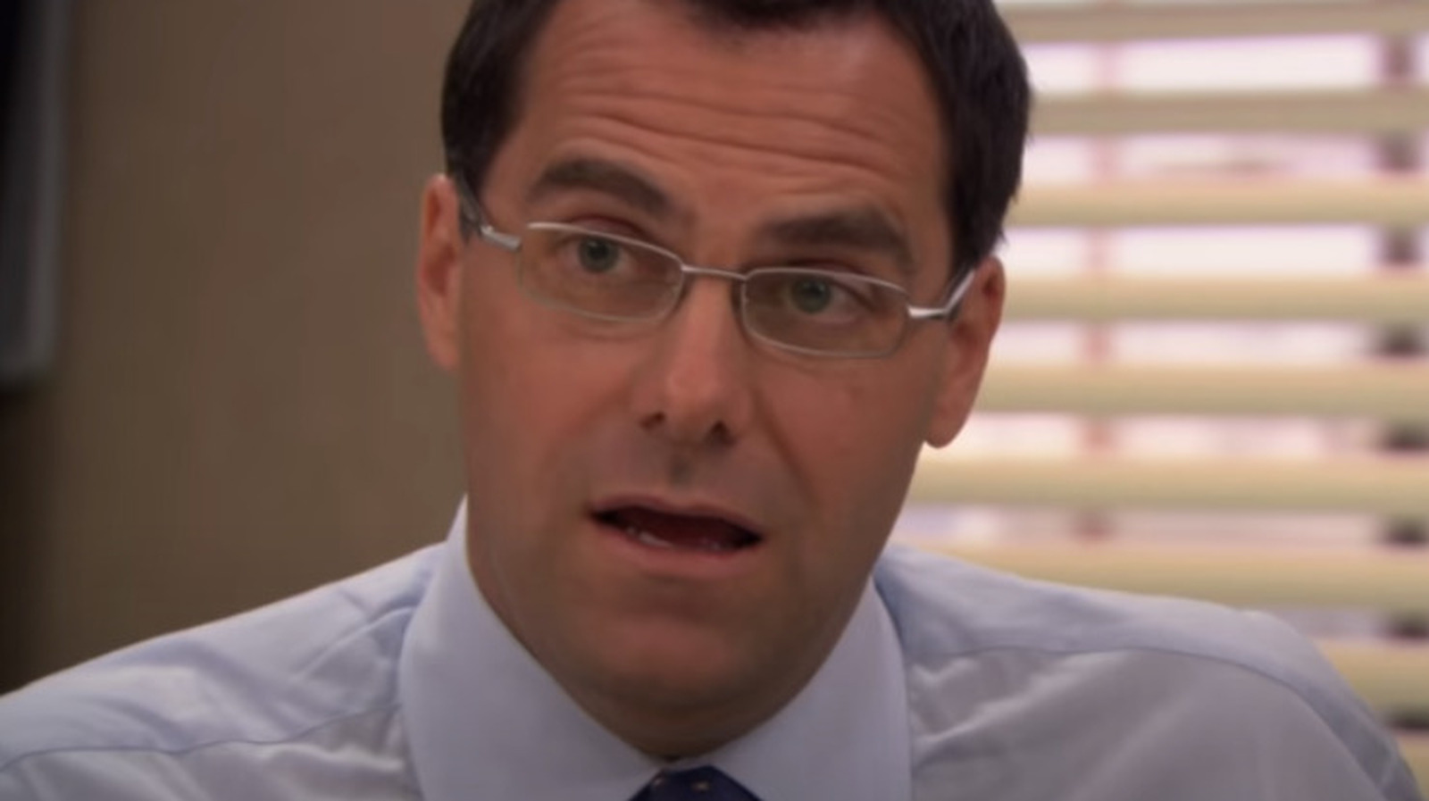 David Wallace Makes Ryan Cry (EXCLUSIVE) - The Office US 