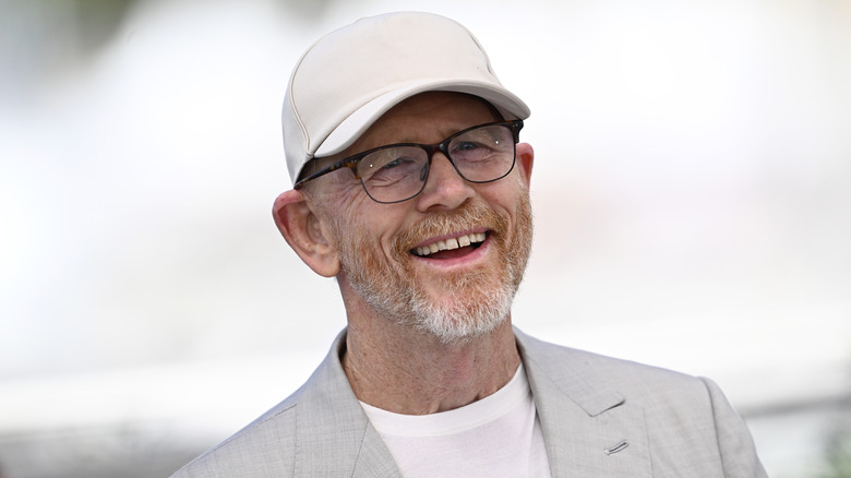 Ron Howard glasses hat