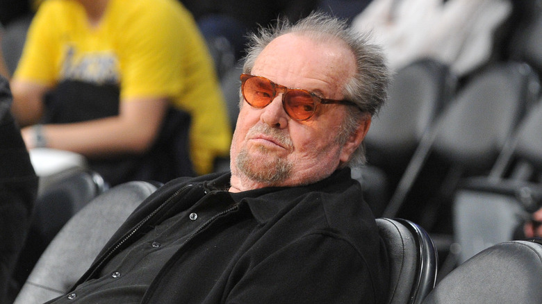 Jack Nicholson watches Lakers