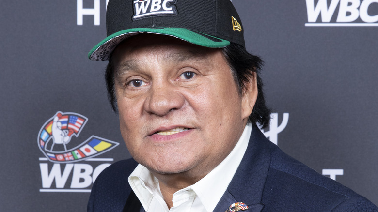 Roberto Duran wearing a hat