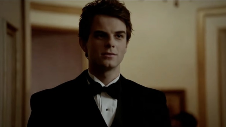 Kol attending a formal party