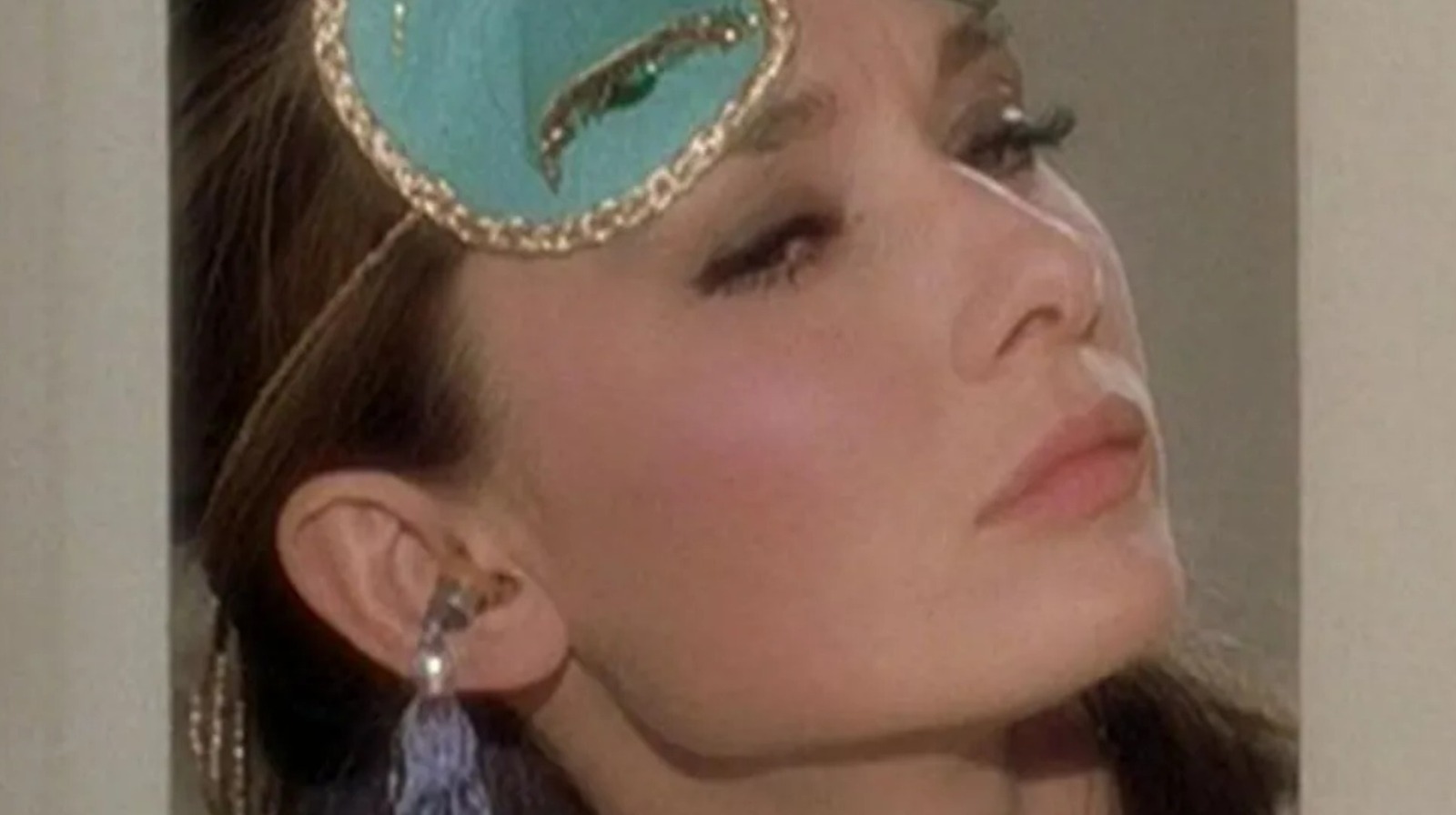 Have Your Audrey Hepburn Moment With An Actual Breakfast At Tiffany's