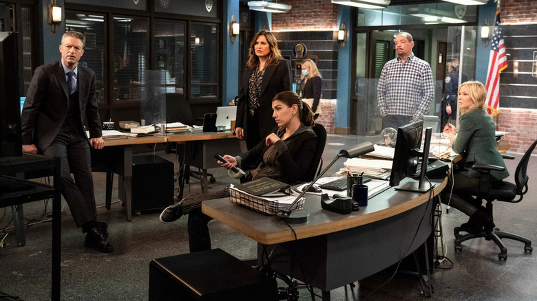 SVU squad looking at screen