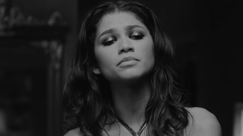 Zendaya frowning 