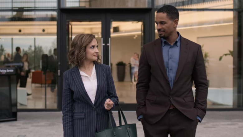 Rachael Leigh Cook and Damon Wayans Jr. in Love, Guaranteed