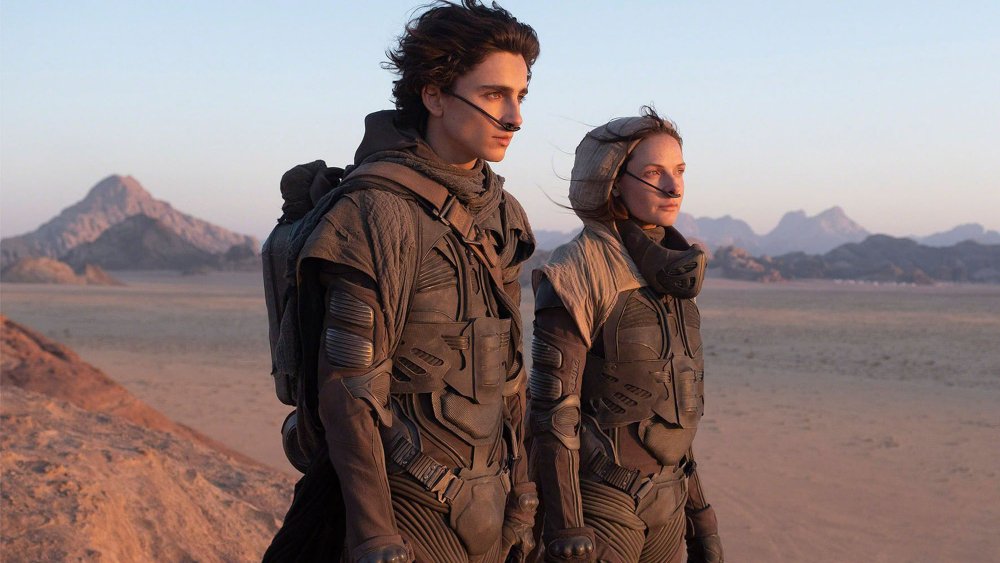 Timothée Chalamet and Rebecca Ferguson as Paul and Jessica in Dune